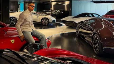 5 siêu xe đắt nhất của Ronaldo: Từ Bugatti 1.600 mã lực đến Ferrari V12