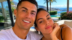 Vợ Ronaldo bị chỉ trích vượt quá giới hạn