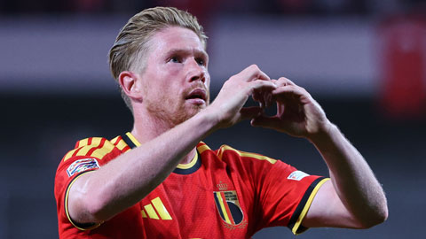 35 tuổi, De Bruyne vẫn khiến cả châu Âu trầm trồ