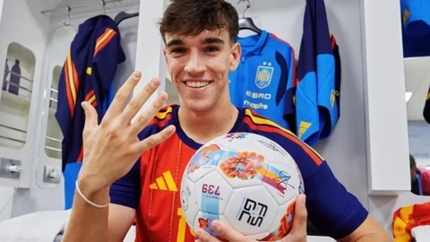 Carlos Espi, cú repoker mở ra cơ hội lớn ở ĐT Tây Ban Nha