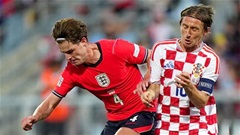 Alex Scott át vía Modric, mở ra kỷ nguyên mới ở hàng tiền vệ ĐT Anh