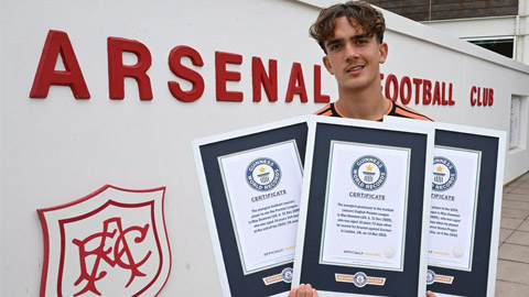 Arsenal sở hữu thần đồng tuổi 16 lập kỳ tích khó tin
