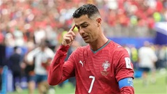  Ronaldo bị tố đạo đức giả 