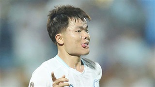 Mạnh Quỳnh ghi bàn gỡ hòa cho Nam Định (Nam Định 1-1 Ninh Bình)
