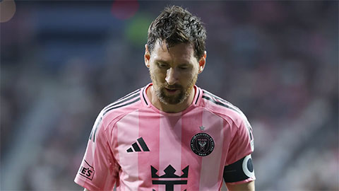 Cựu chủ tịch Barca công kích Messi: 'Anh ta nghĩ mình là ai?'