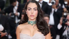 Georgina 3 lần ra tay bảo vệ Ronaldo giữa tâm bão