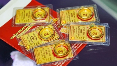 Giá vàng, tỷ giá ngoại tệ hôm nay 15/10: Vàng tiếp tục lao dốc