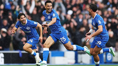 Brighton thắng '5 sao', chiếm ngôi nhì nhờ siêu phẩm tái hiện bàn thắng của Beckham