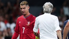 'Thương' Ronaldo, thế giới đua nhau xin nộp phạt hộ