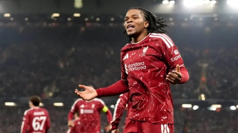 Liverpool 4-3 Villarreal: Rio Ngumoha không còn ‘ngủ mơ’!