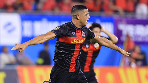 Lucao lấy Ronaldo là tấm gương, mong muốn khoác áo ĐT Việt Nam