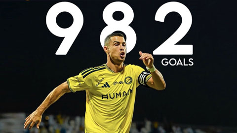 Ronaldo ghi bàn thứ 982 trong sự nghiệp, dân mạng tranh cãi dữ dội