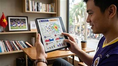 Máy đọc sách màn hình màu mới có thể thay đổi cách người hâm mộ đọc tin bóng đá