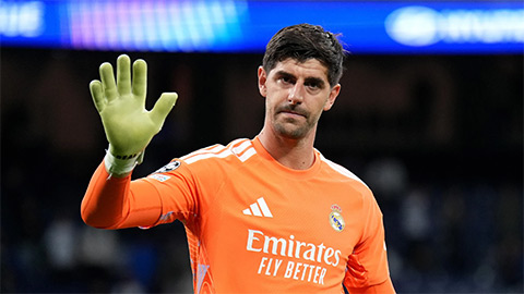 Real Madrid mất Courtois ngay trước thềm El Clasico