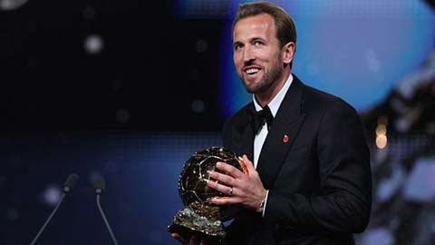 VIDEO: Khoảnh khắc Harry Kane nhận Quả Bóng Vàng 2026