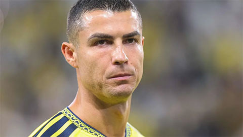  Giải mã cử chỉ bí ẩn của Ronaldo