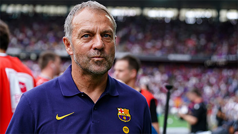 Hansi Flick và cơn đau đầu nơi hàng thủ Barca