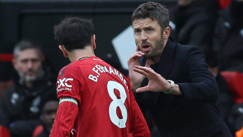Carrick giảng hòa với Fernandes, MU tạm dập sóng gió trước đại chiến Chelsea